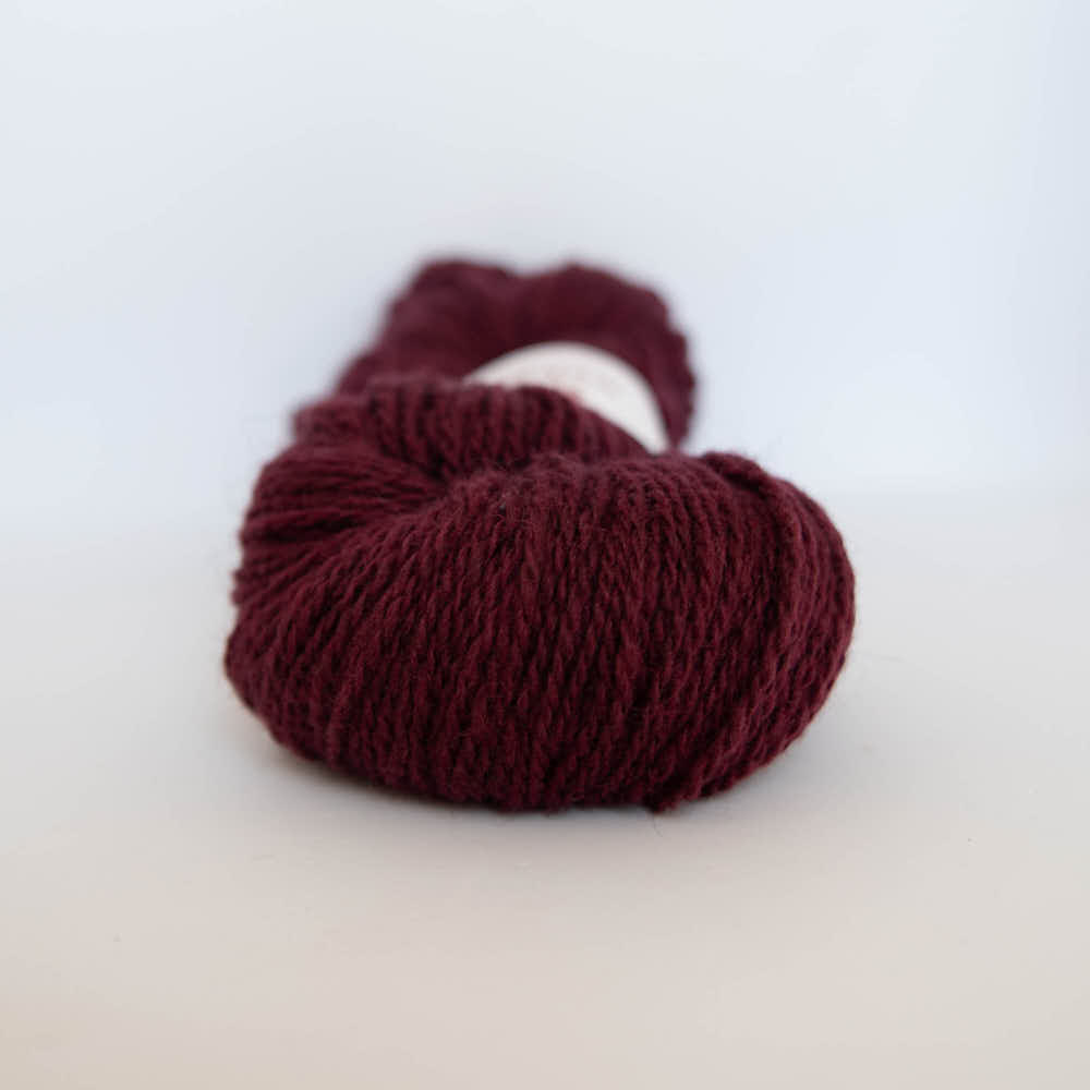 327 mörk blommeröd