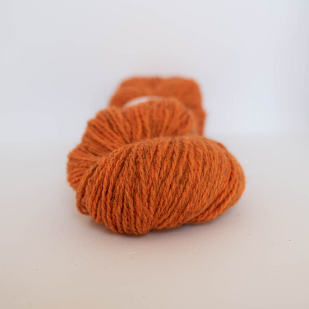335 oransje