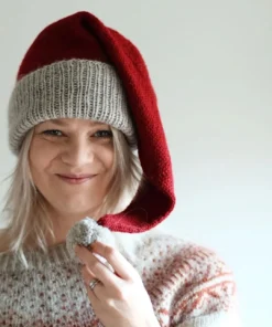 Hannemari Designin suunnittelema ohje, neulottu tonttulakki